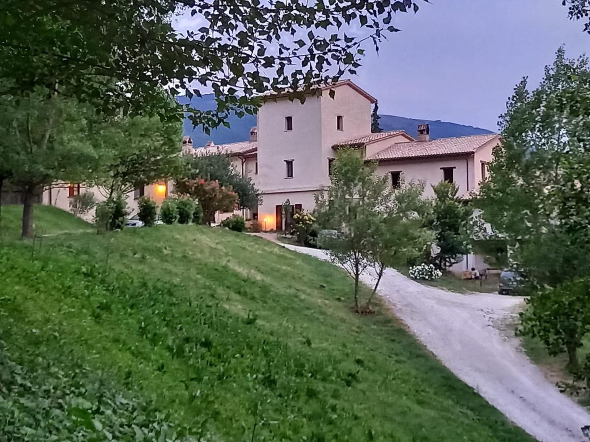 Agriturismo Il Covo Del Solengo Villa Valtopina Exterior photo